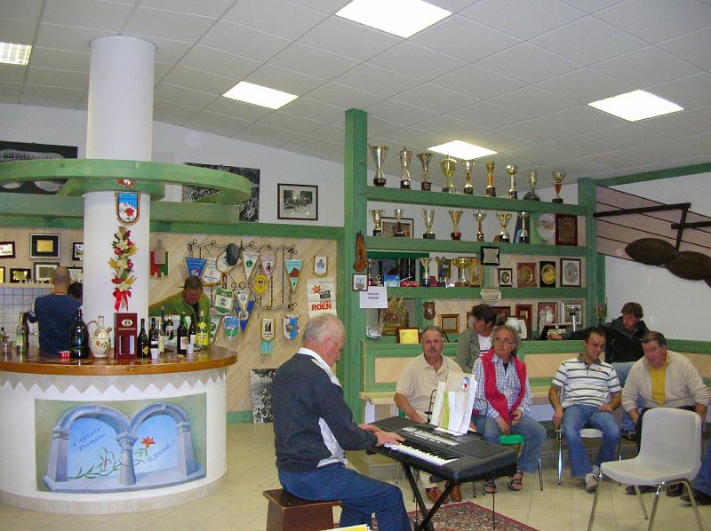 Coro Roen 6.jpg